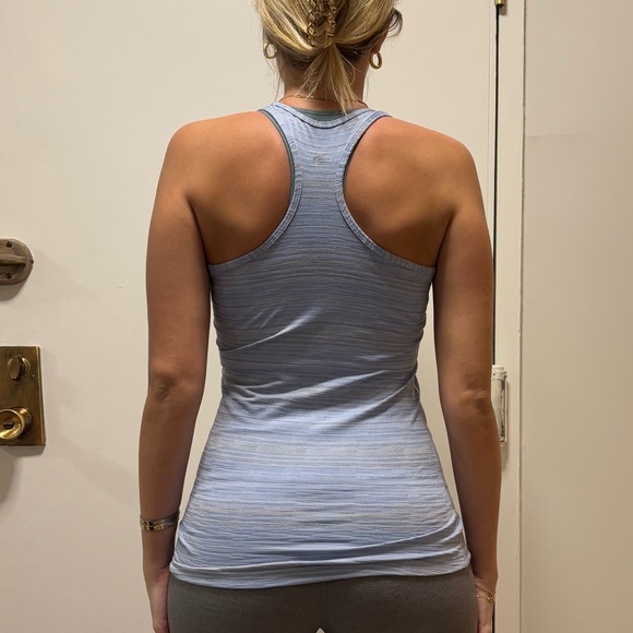 Road Runner Workout Tank - Picture 2 of 3